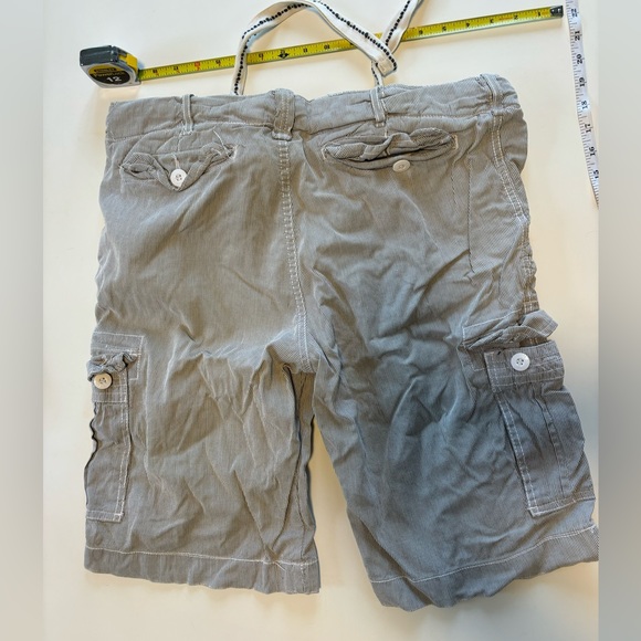 Forever 21 striped men’s shorts 32 - Picture 3 of 3